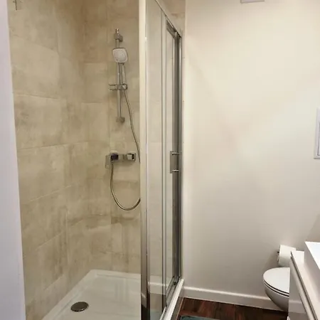 Campingowa Z Bocznym Widokiem Na Morze Apartment